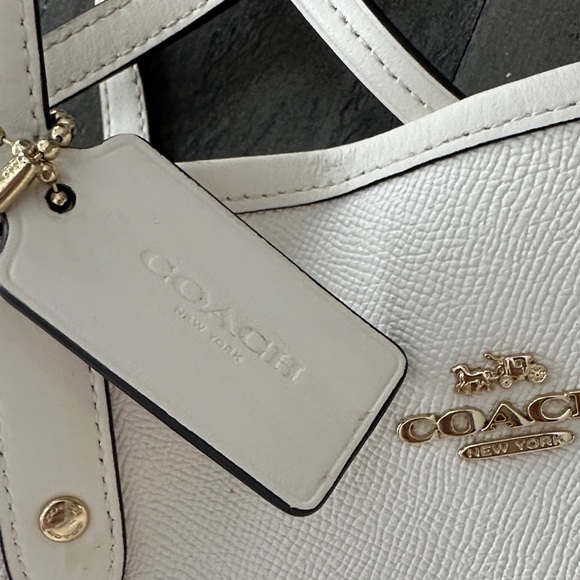 Coach Cream Leather Reversible Tote Bag w/pouch - Picture 3 of 5